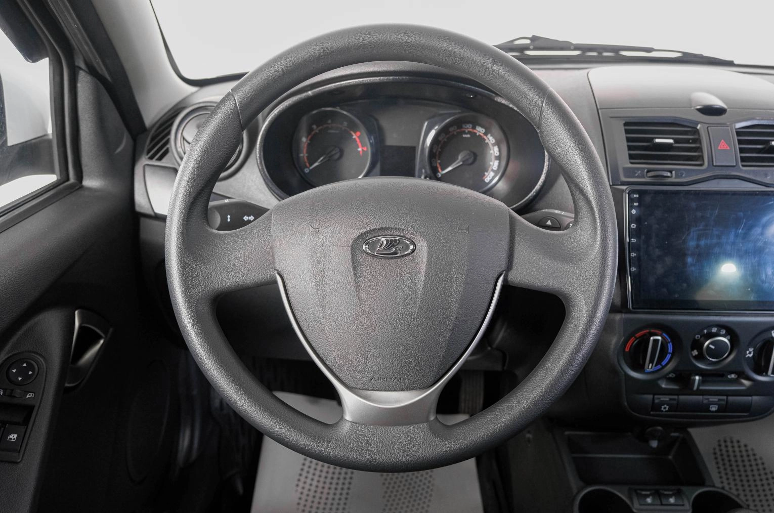 ВАЗ (LADA) Granta 15 из 21