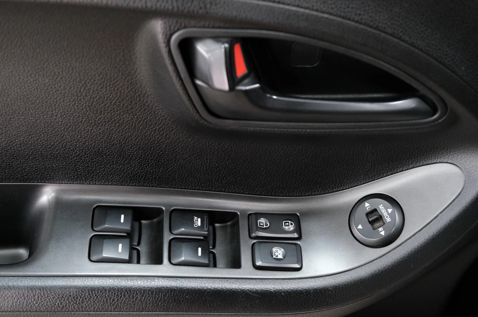 KIA Picanto 8 из 22