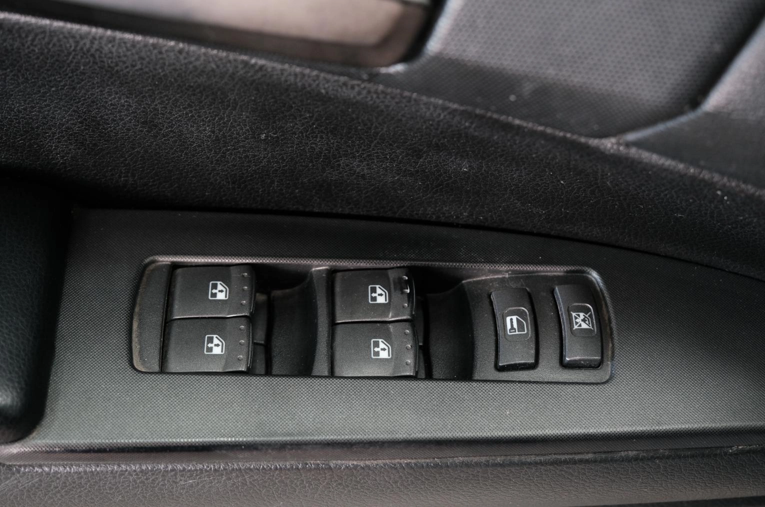 SsangYong Kyron 8 из 22