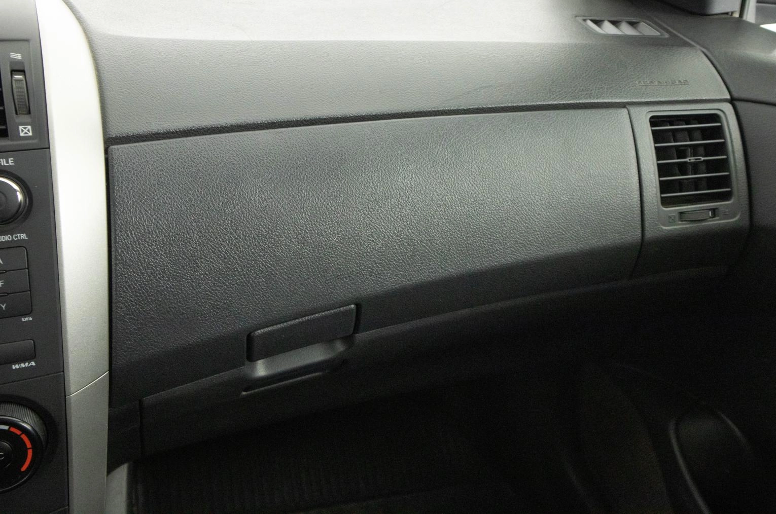 Toyota Corolla 14 из 20