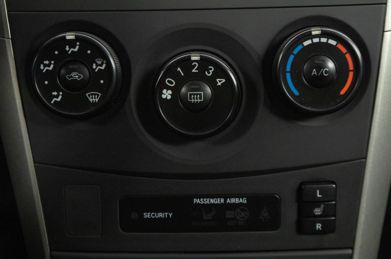 Toyota Corolla 16 из 20