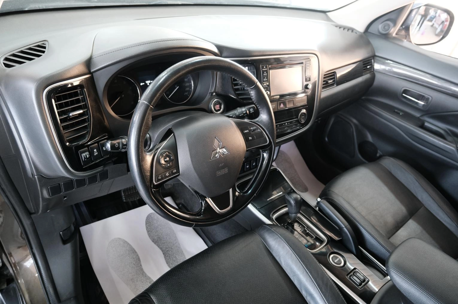 Mitsubishi Outlander 10 из 24