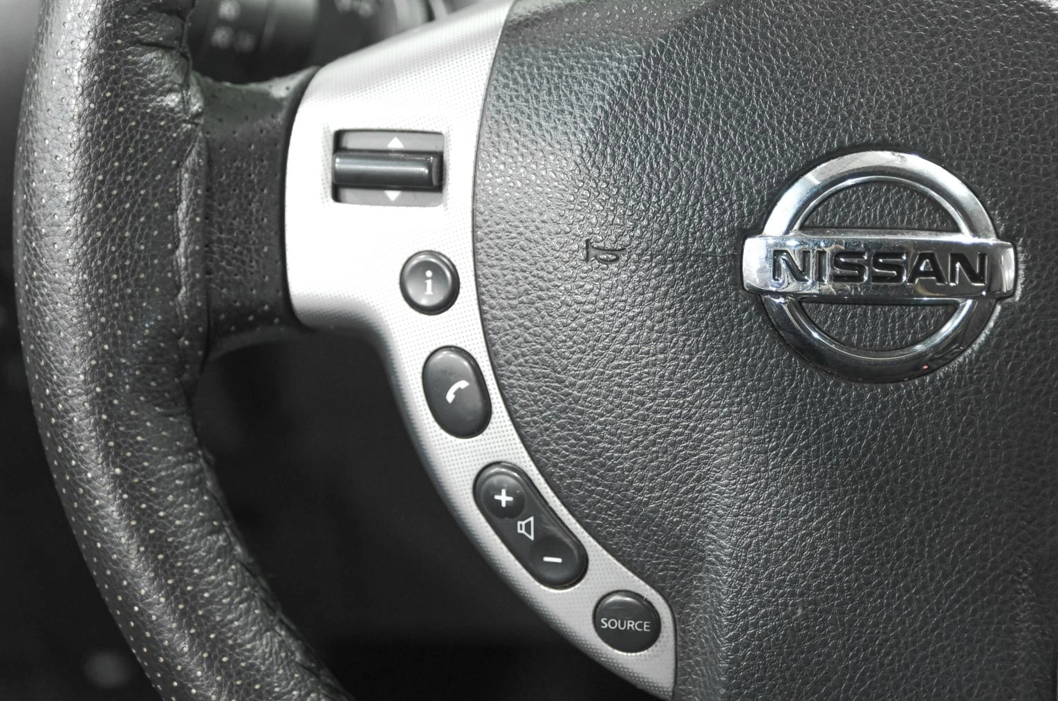 Nissan Qashqai 12 из 27