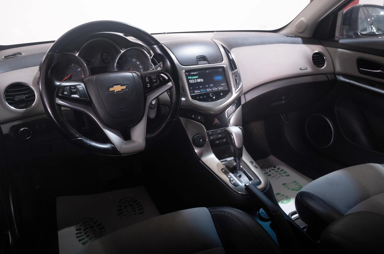 Chevrolet Cruze 10 из 21