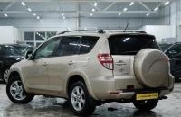 Toyota RAV4 4 из 25