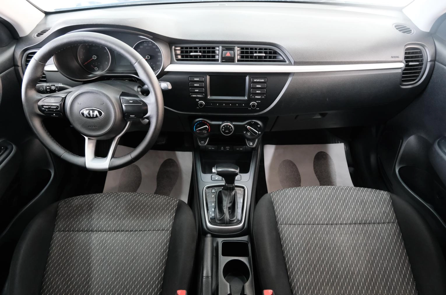 KIA Rio X-Line 15 из 24