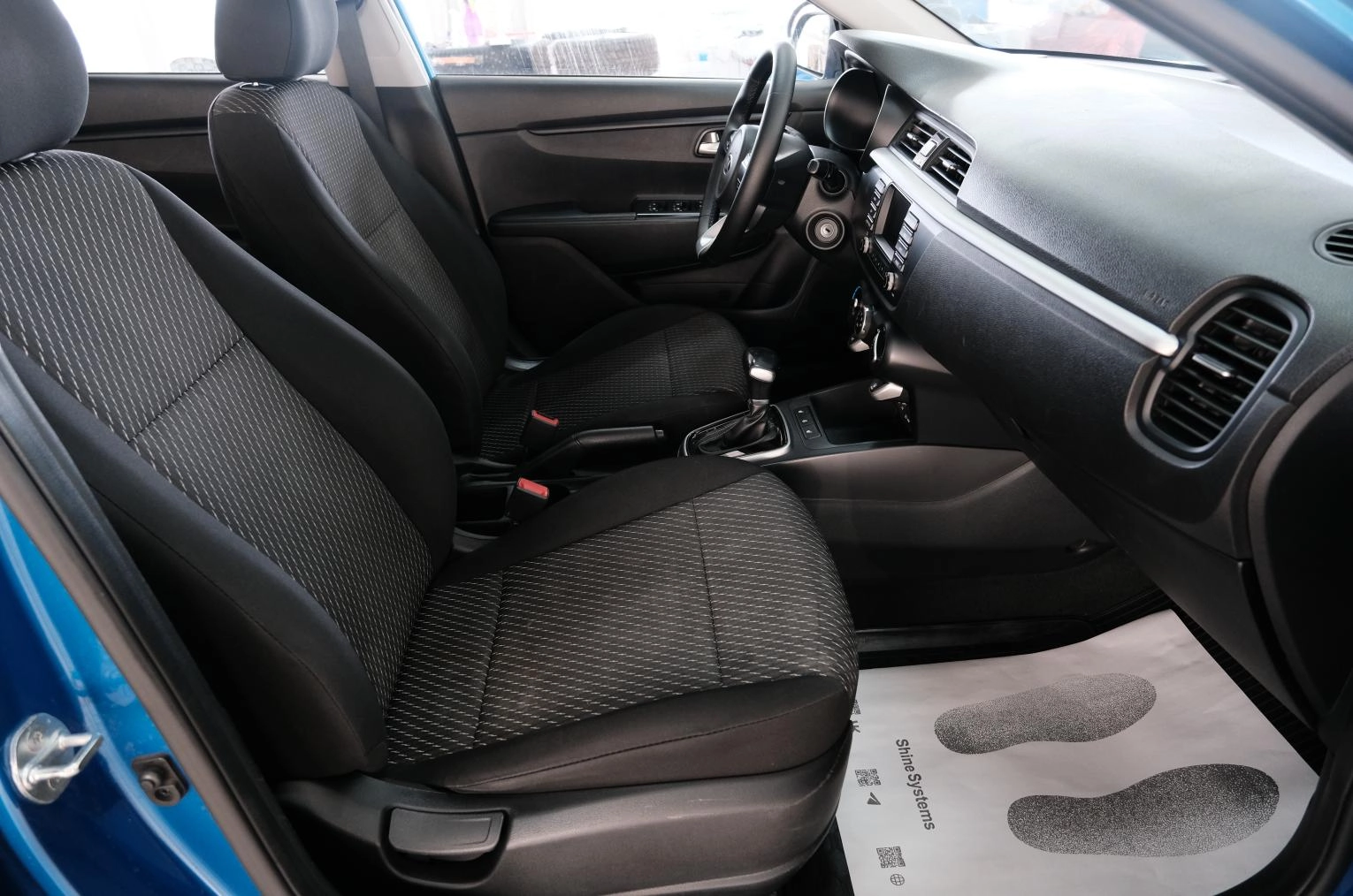 KIA Rio X-Line 21 из 24
