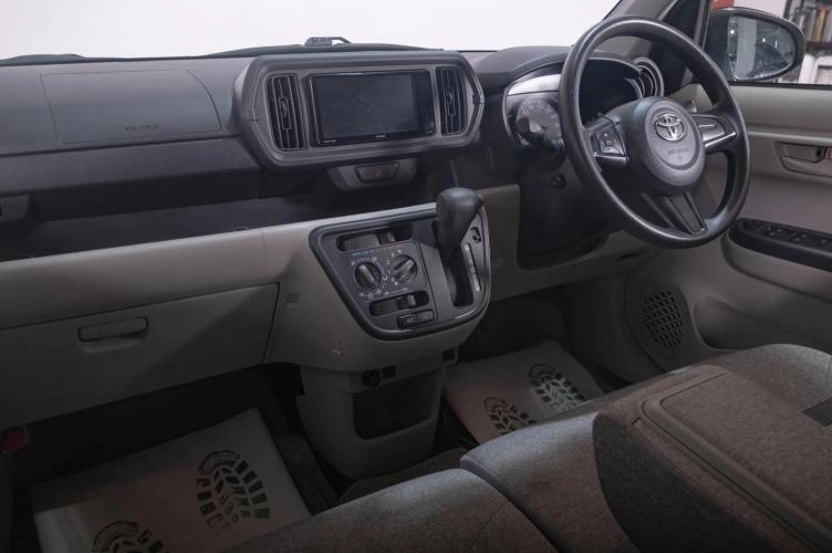 Toyota Passo 16 из 20