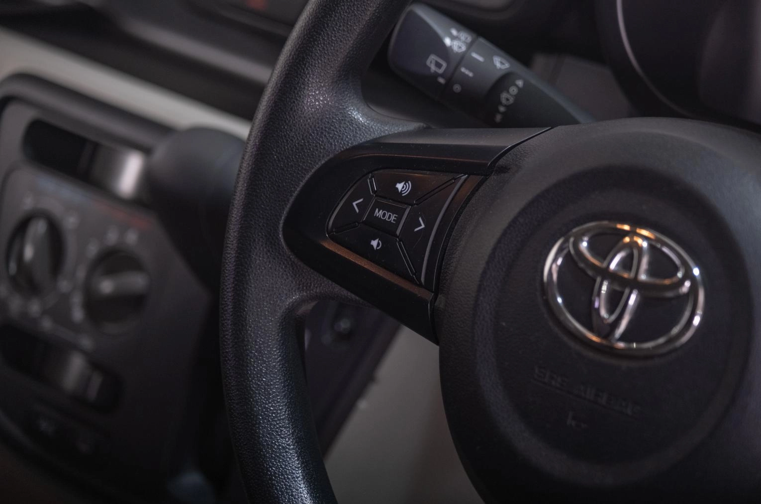 Toyota Passo 12 из 20