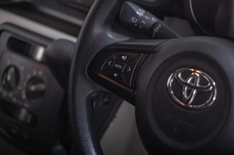 Toyota Passo 12 из 20