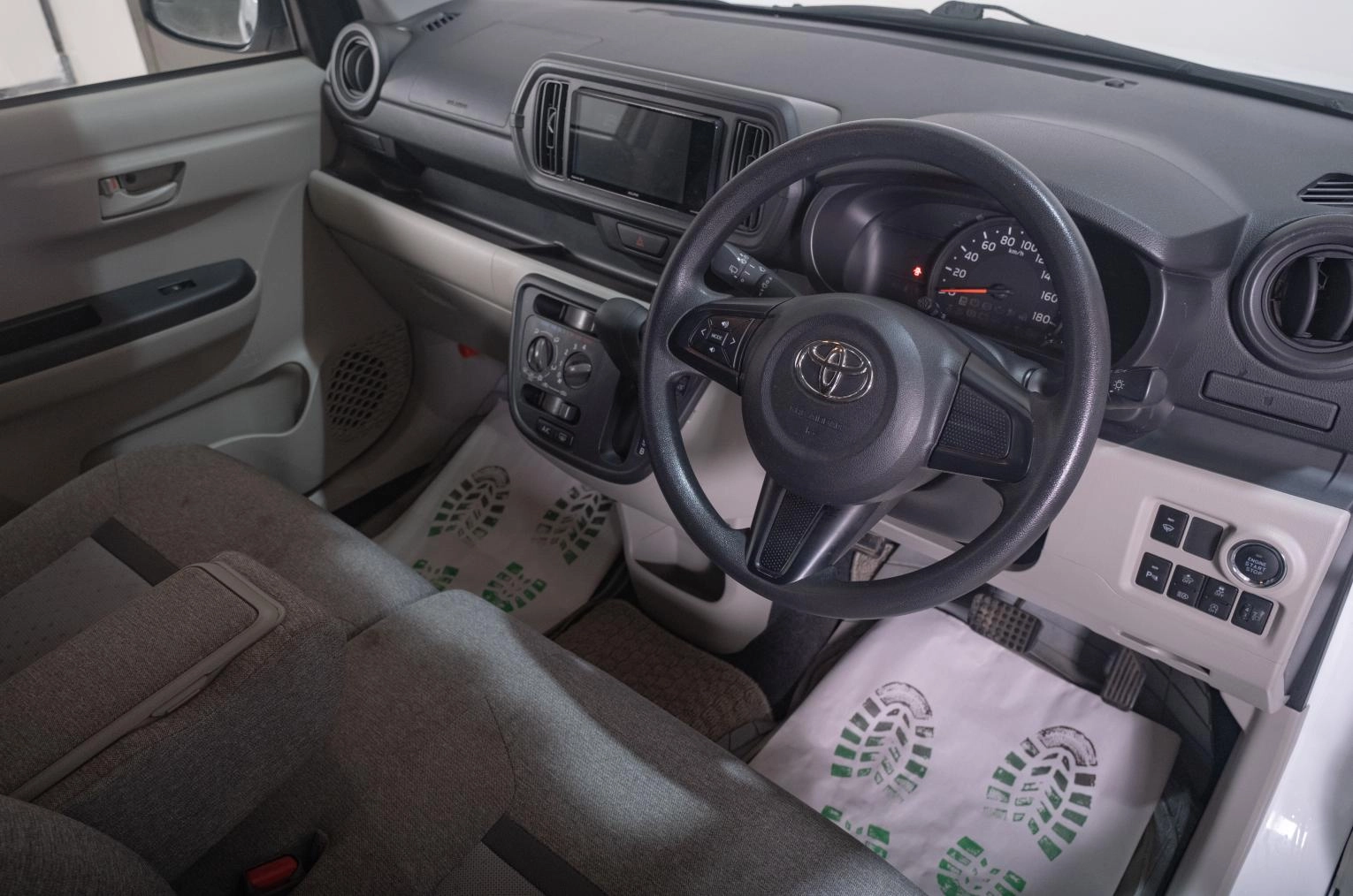 Toyota Passo 9 из 20