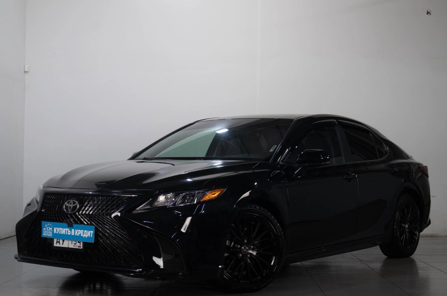 Toyota Camry 3 из 18