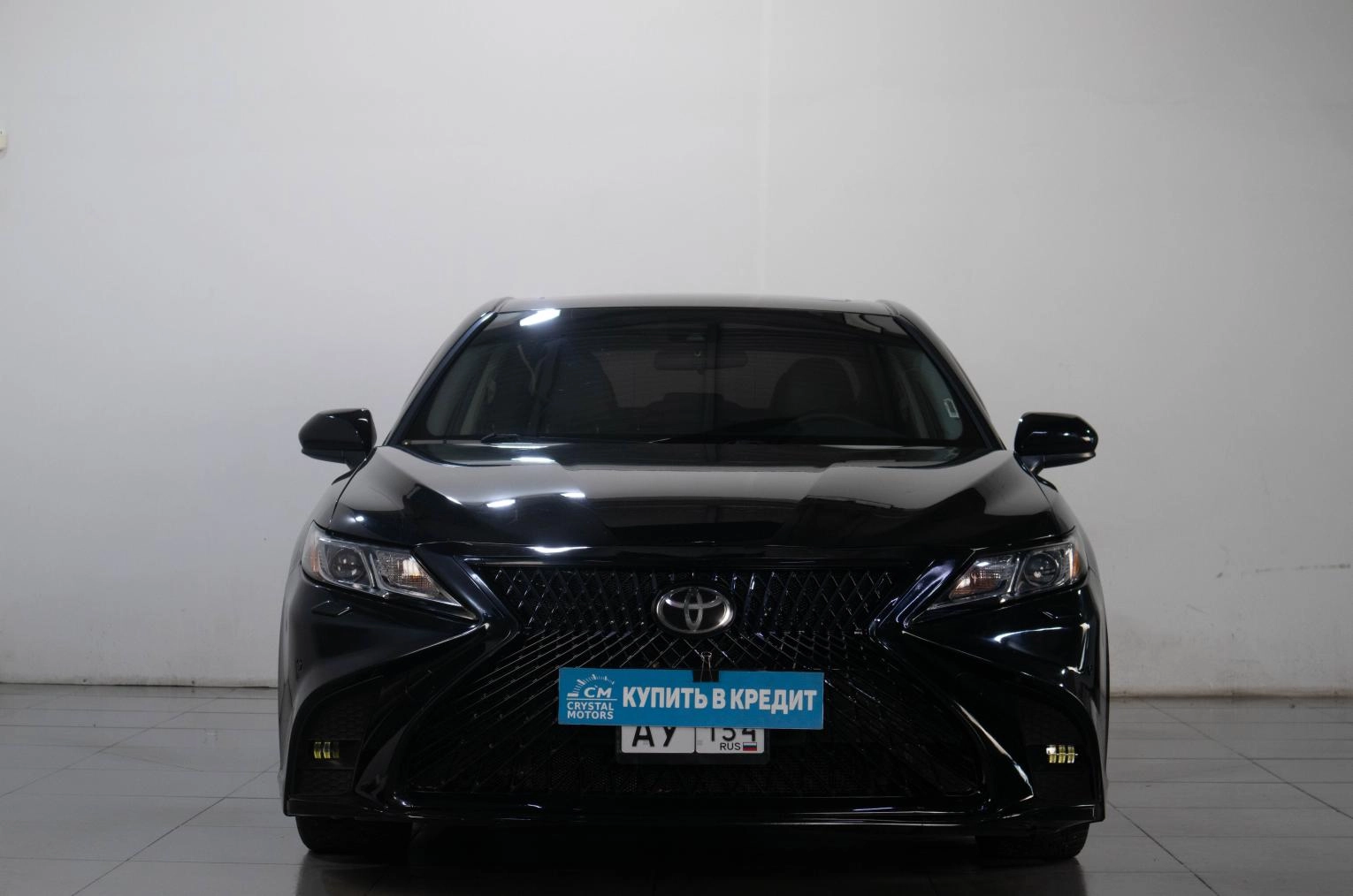 Toyota Camry 2 из 18
