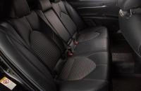 Toyota Camry 17 из 18