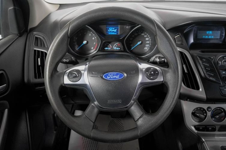 Ford Focus 15 из 23