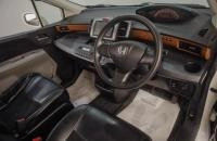 Honda Freed 8 из 17