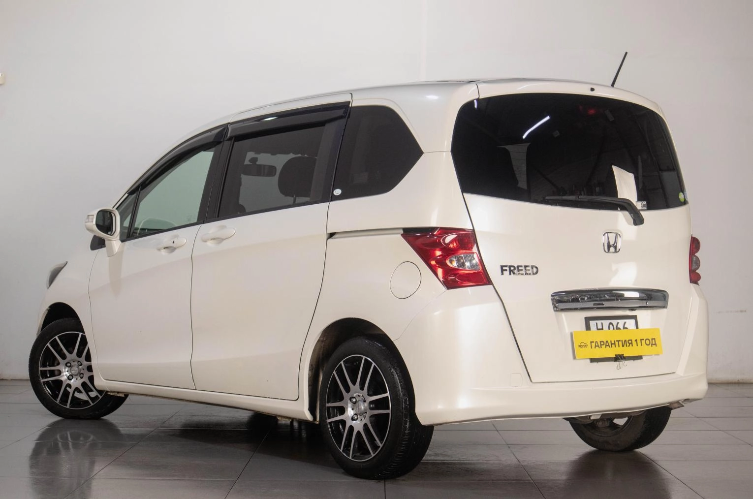 Honda Freed 4 из 17