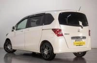 Honda Freed 4 из 17