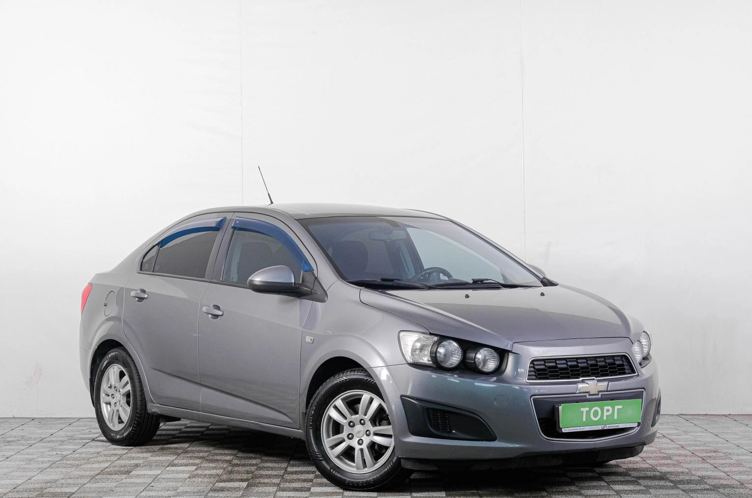 Автомобиль