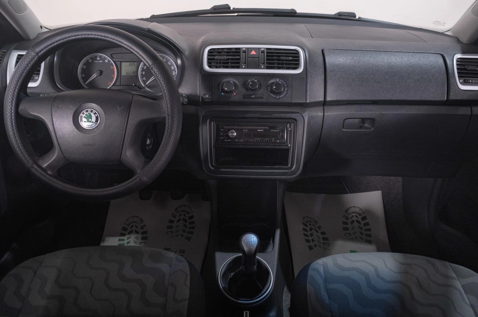 Skoda Fabia 9 из 19