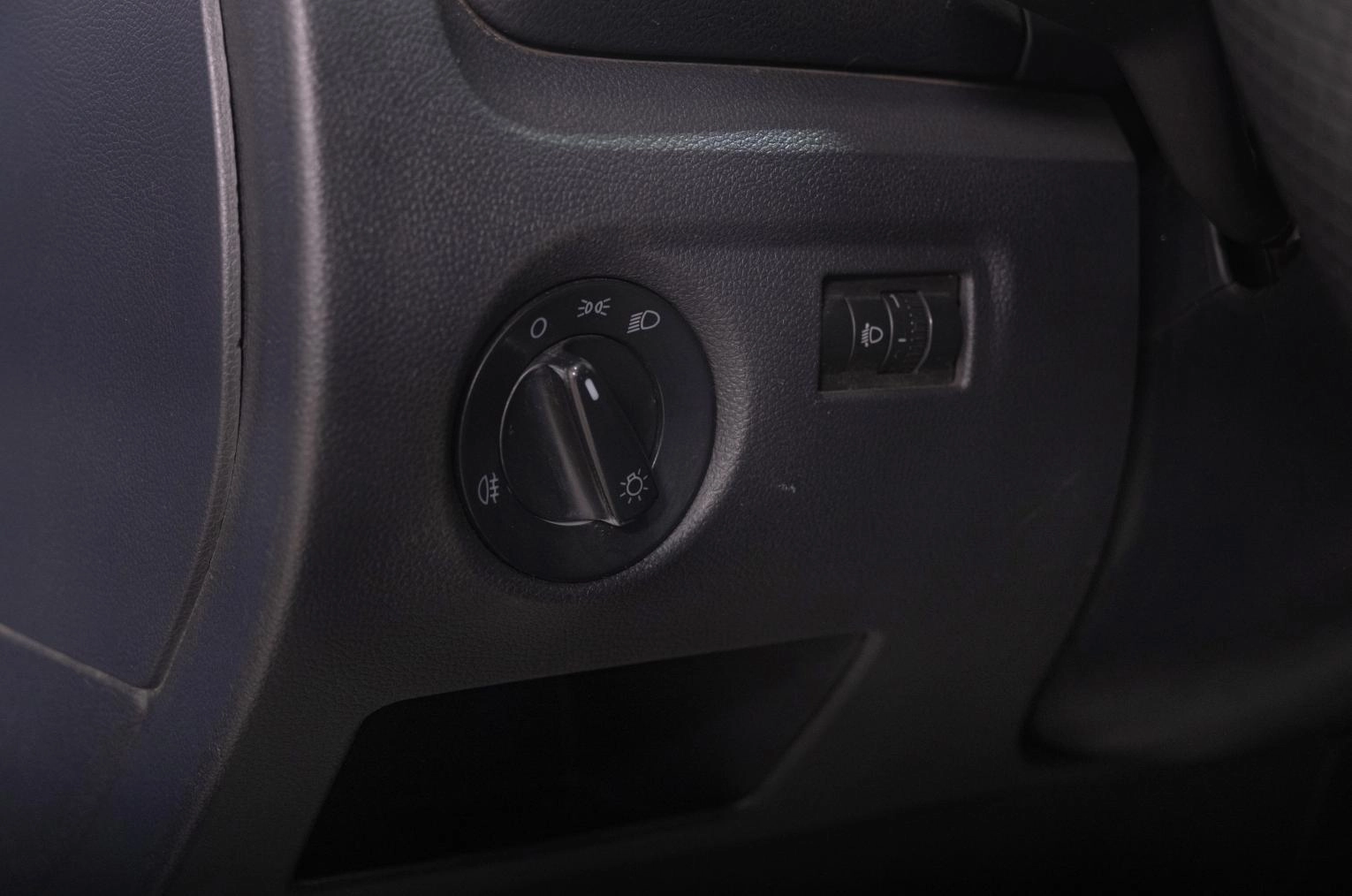 Skoda Fabia 10 из 19