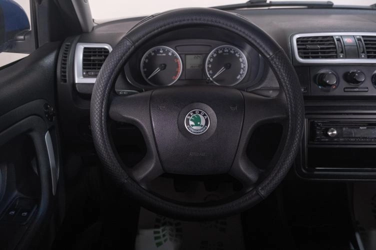 Skoda Fabia 11 из 19