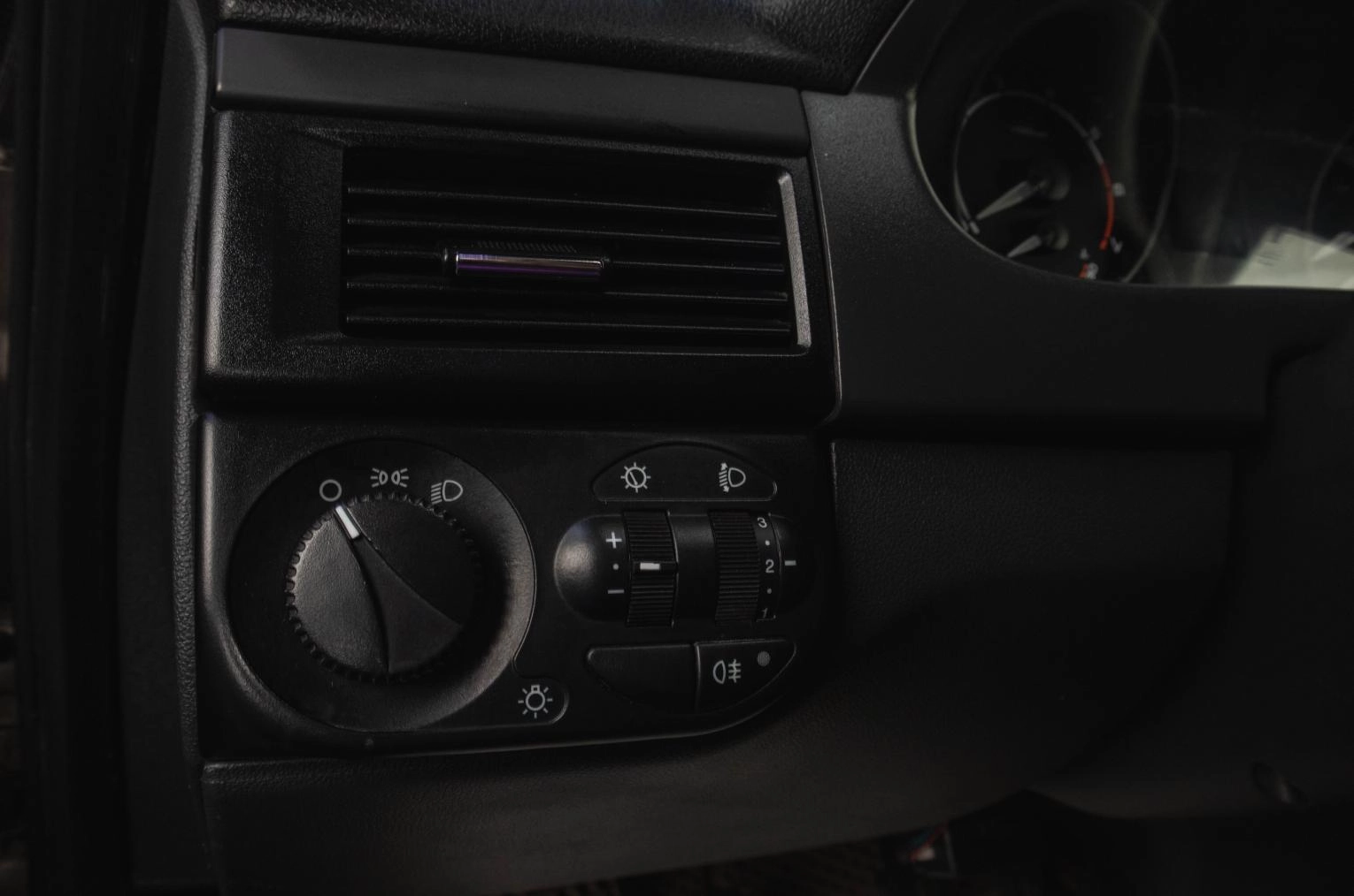 ВАЗ (LADA) Priora 9 из 15