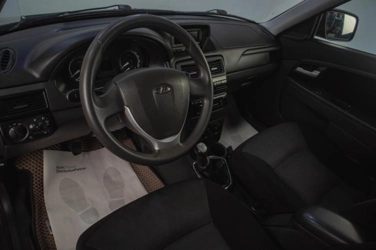 ВАЗ (LADA) Priora 7 из 15