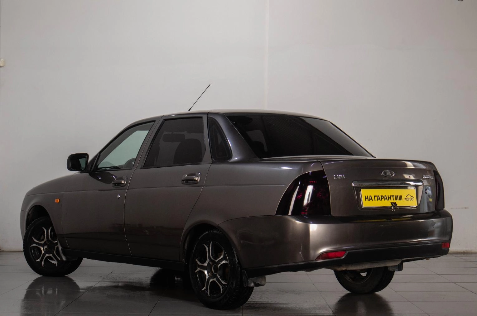 ВАЗ (LADA) Priora 4 из 15