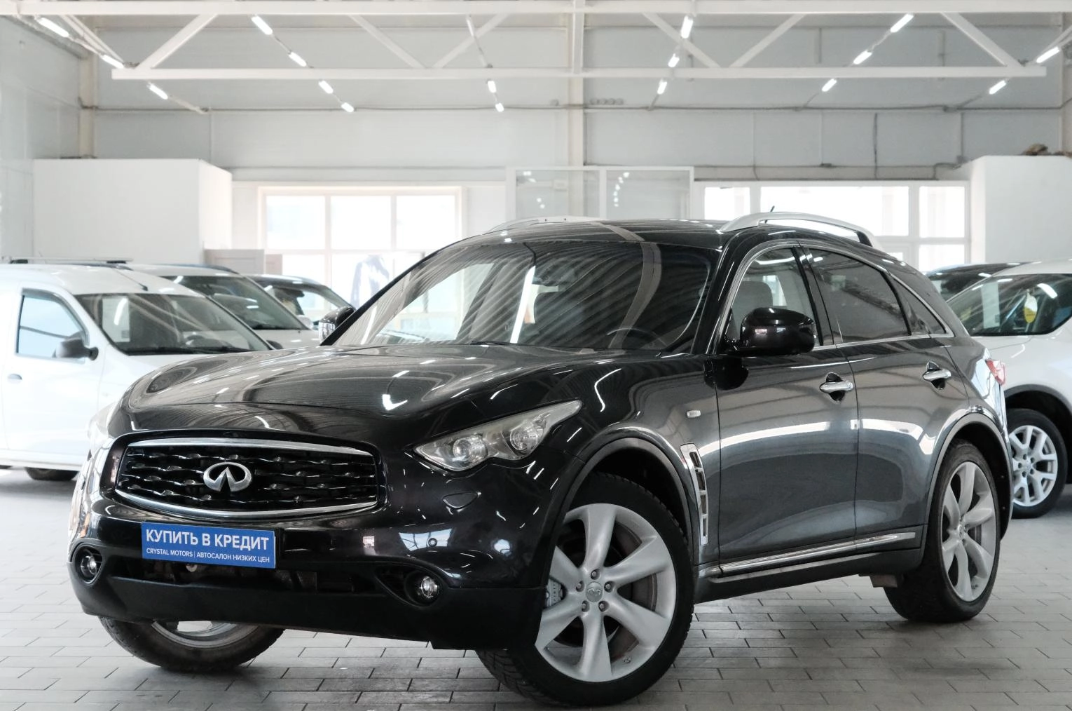 Infiniti FX50 3 из 25