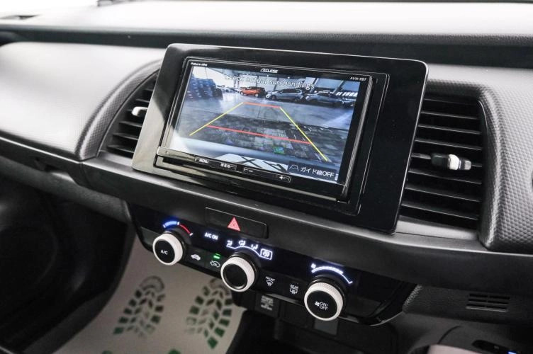 Honda Fit 15 из 22