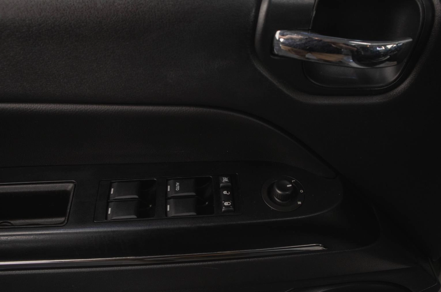 Jeep Compass 8 из 19