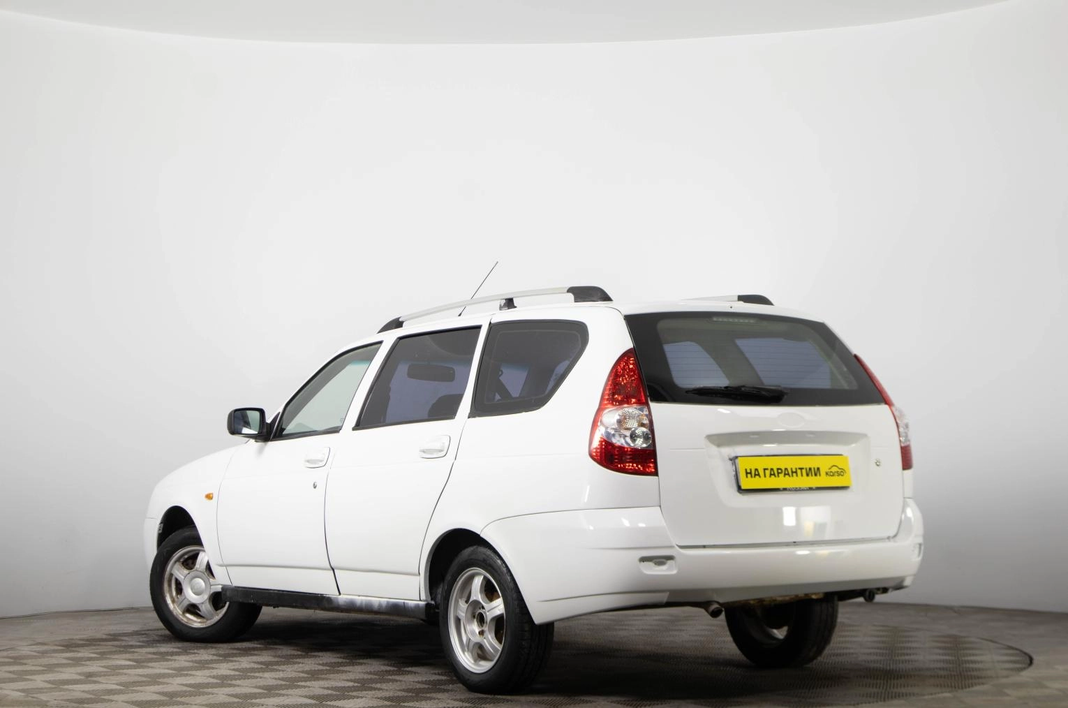 ВАЗ (LADA) Priora 4 из 18