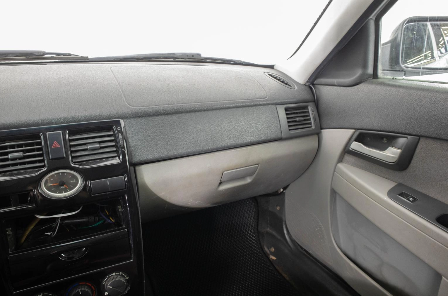 ВАЗ (LADA) Priora 10 из 18