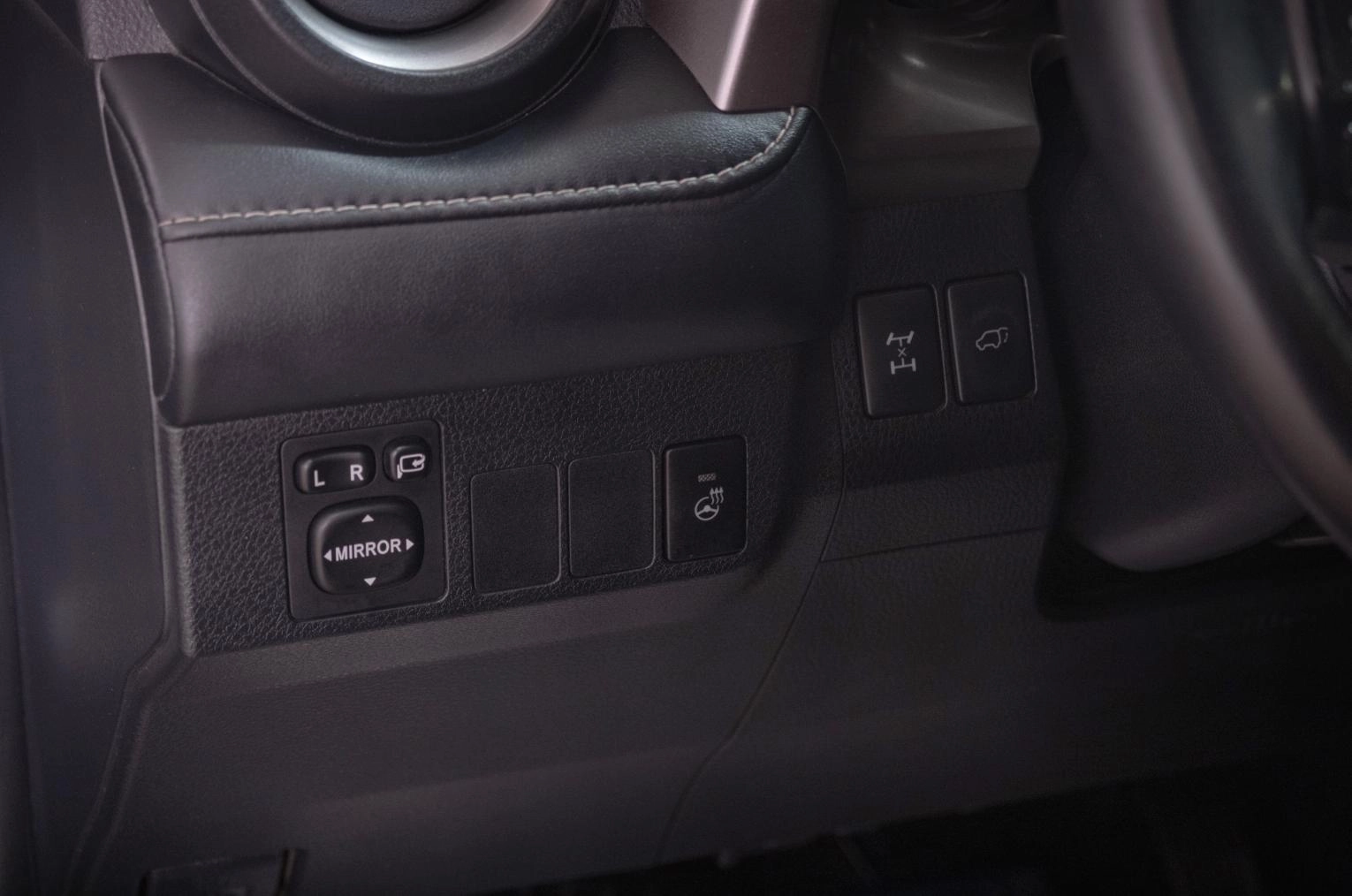 Toyota RAV4 13 из 22