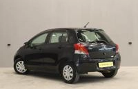 Toyota Vitz 5 из 16