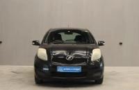 Toyota Vitz 3 из 16