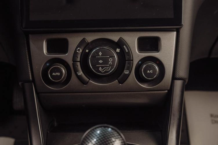 Peugeot 408 12 из 15