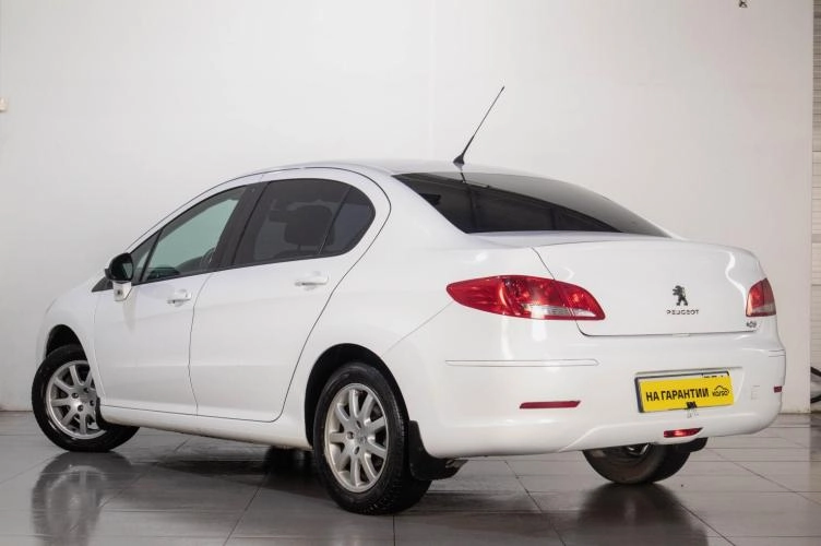 Peugeot 408 6 из 6