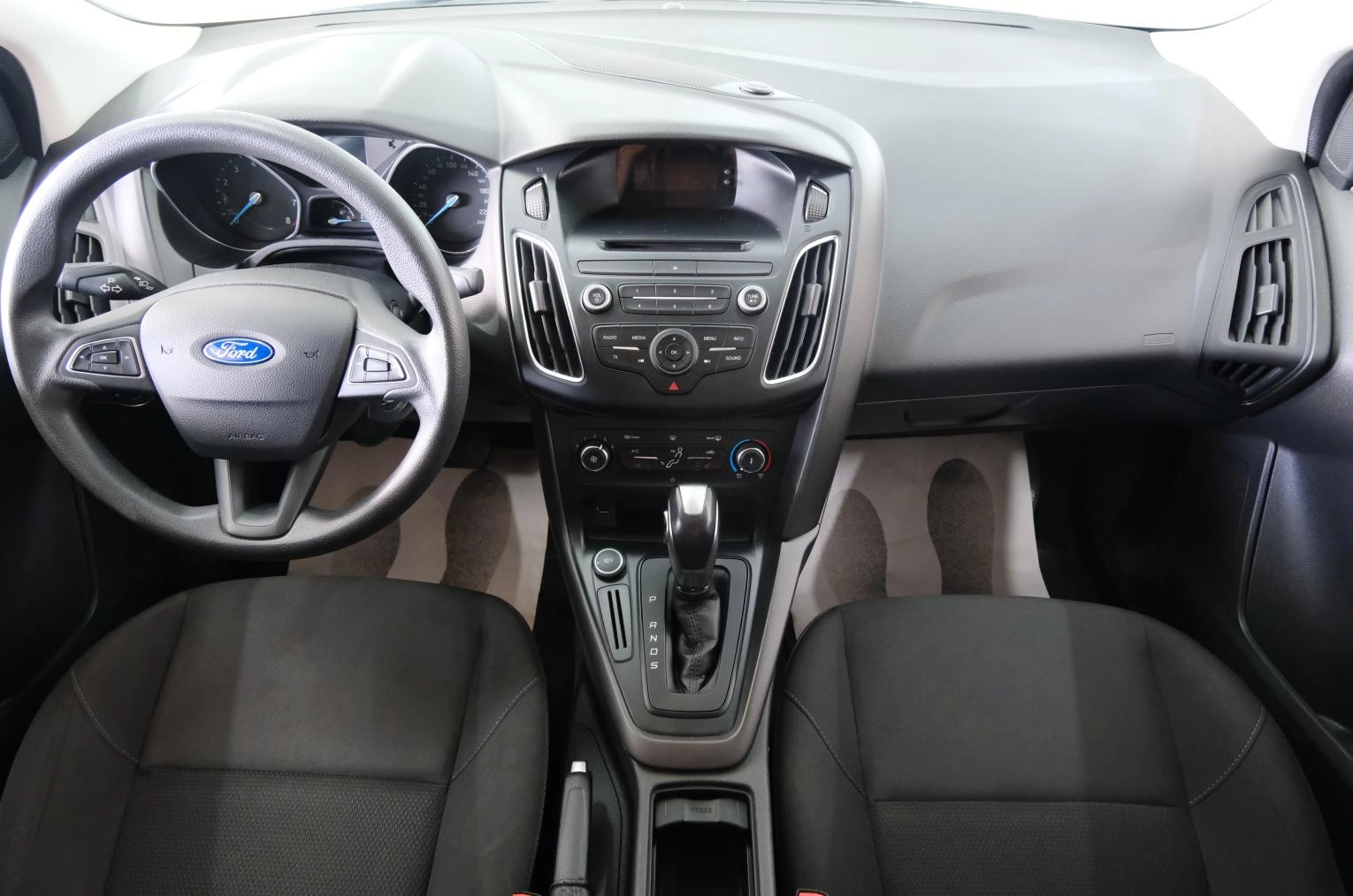 Ford Focus 15 из 24