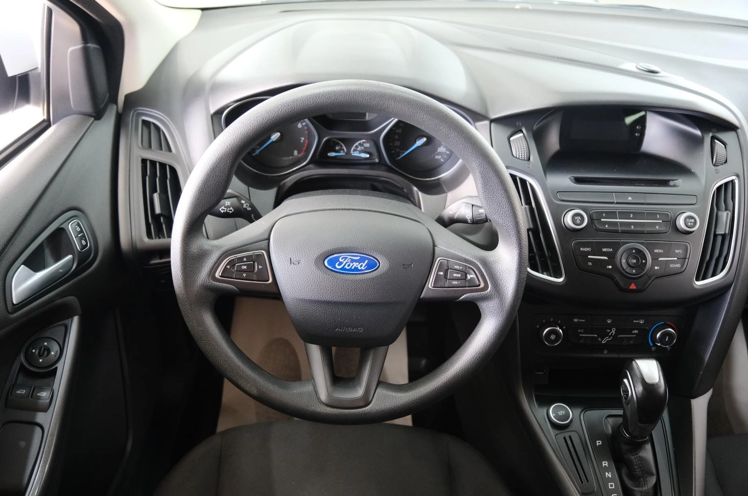 Ford Focus 11 из 24