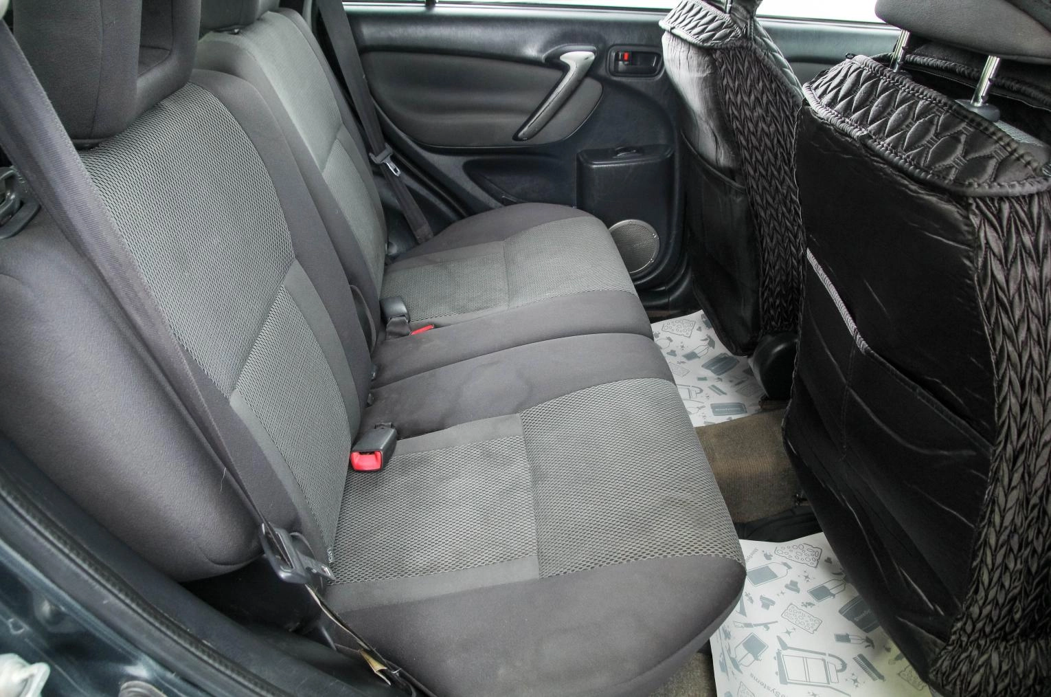 Toyota RAV4 23 из 24