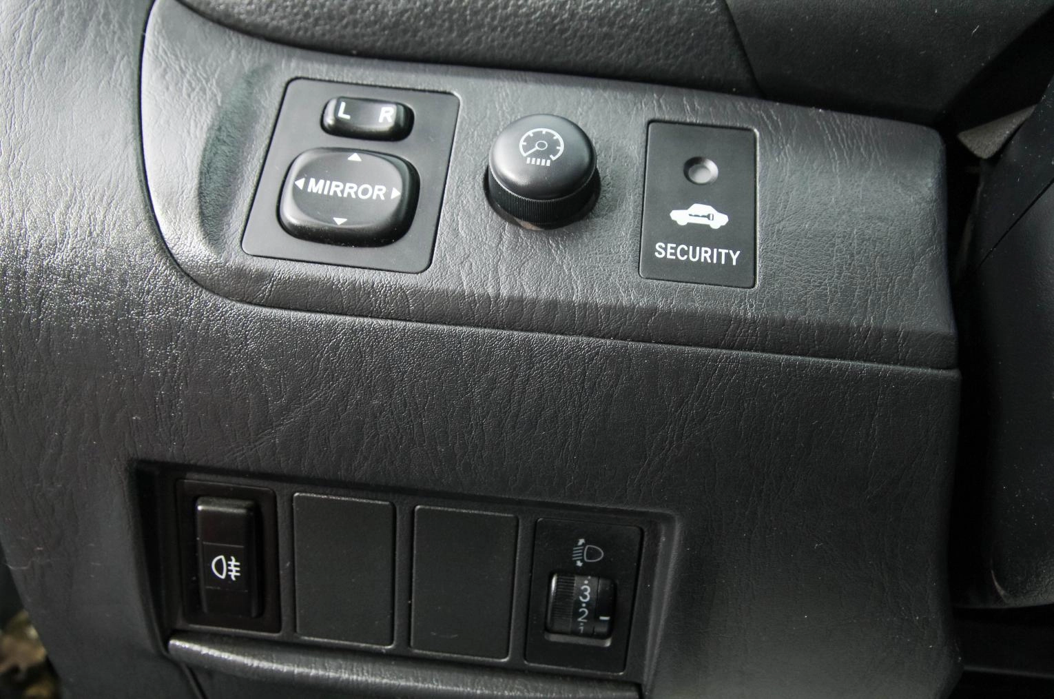 Toyota RAV4 13 из 24