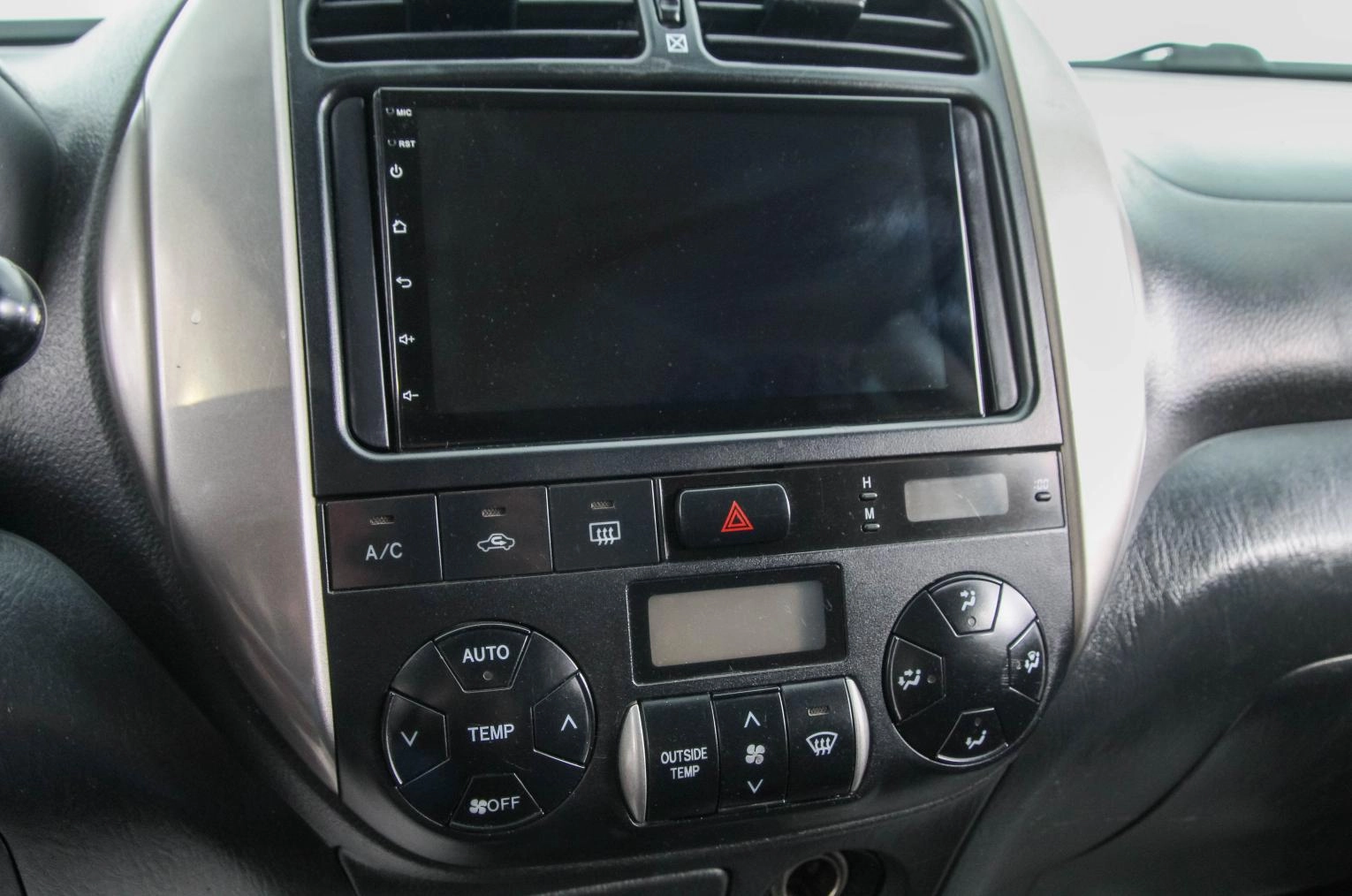 Toyota RAV4 18 из 24