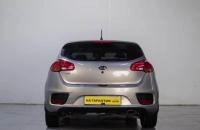 KIA cee'd 5 из 18