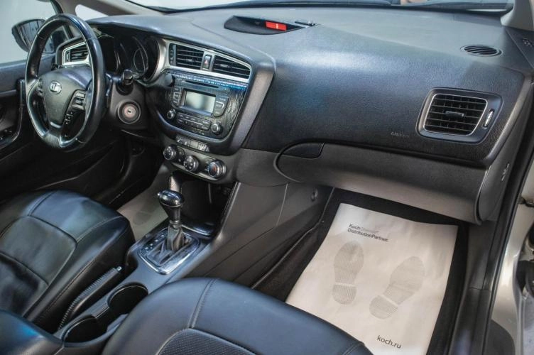 KIA cee'd 16 из 18