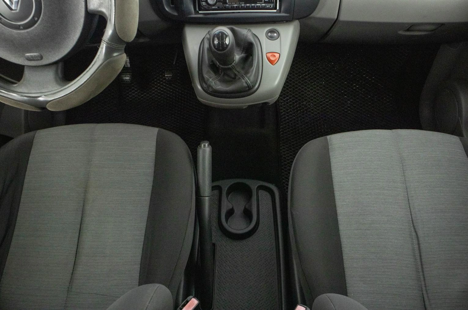 Renault Scenic 17 из 19