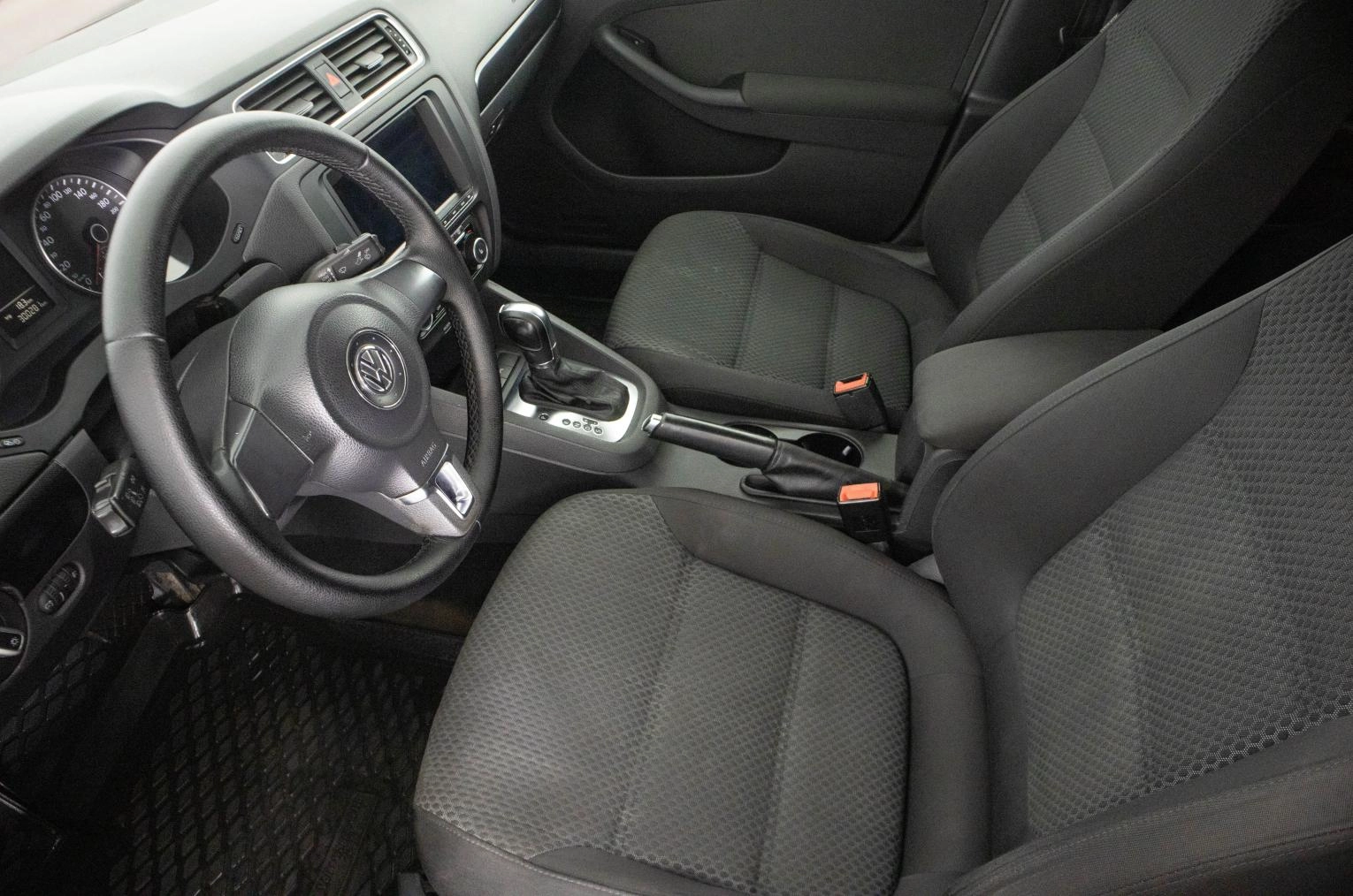 Volkswagen Jetta 8 из 22