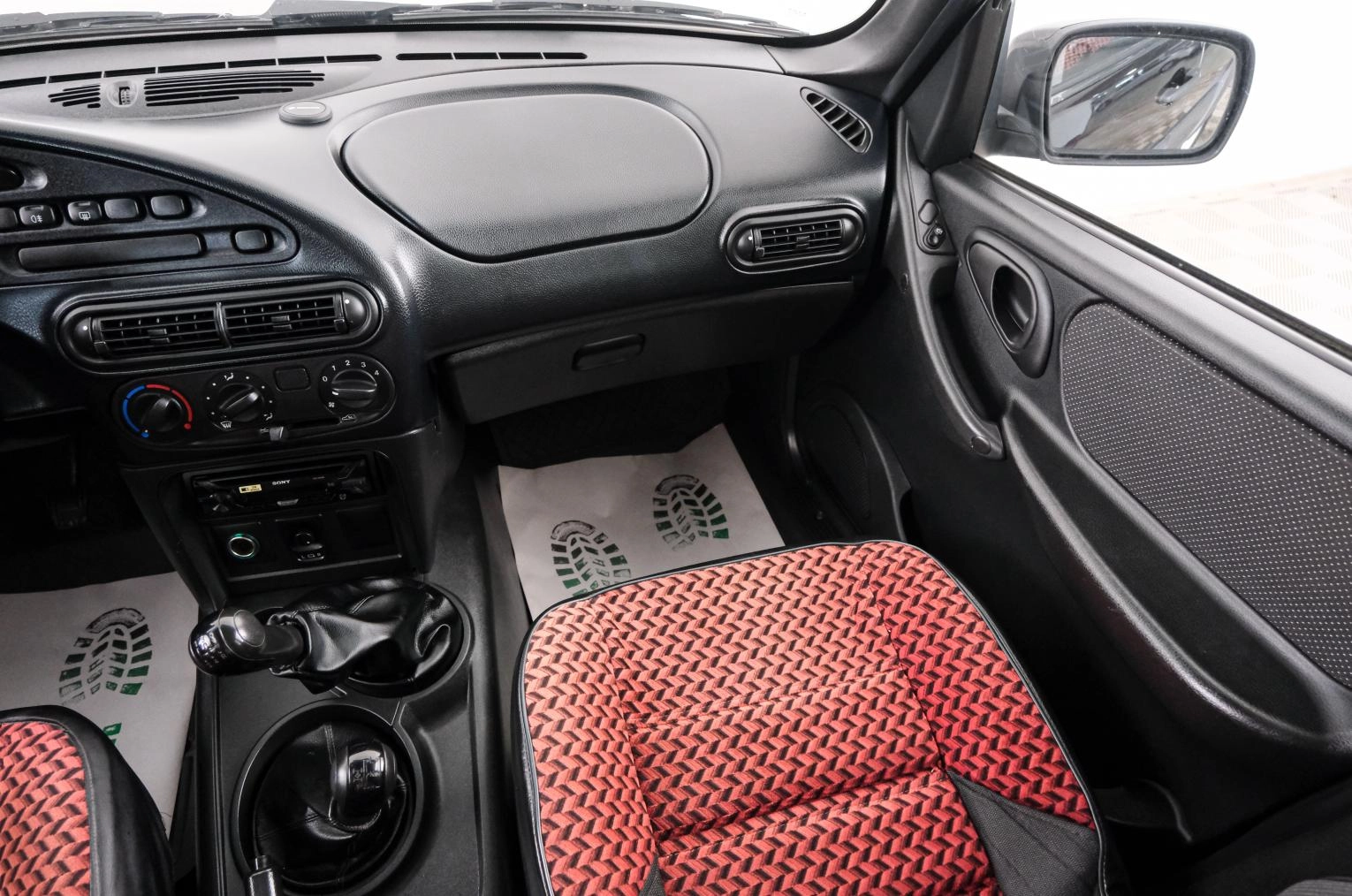 Chevrolet Niva 10 из 22