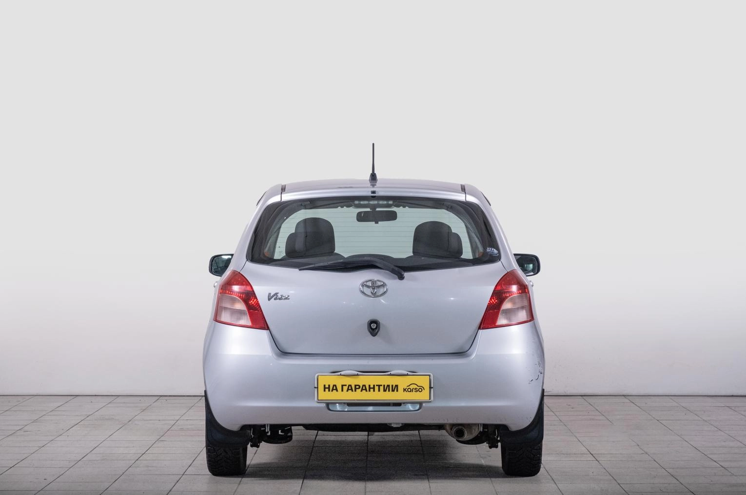 Toyota Vitz 4 из 19